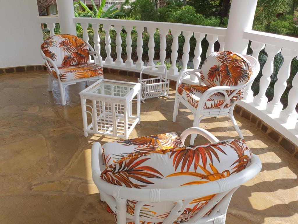 Tichi Villas - Diani Beach Dış mekan fotoğraf