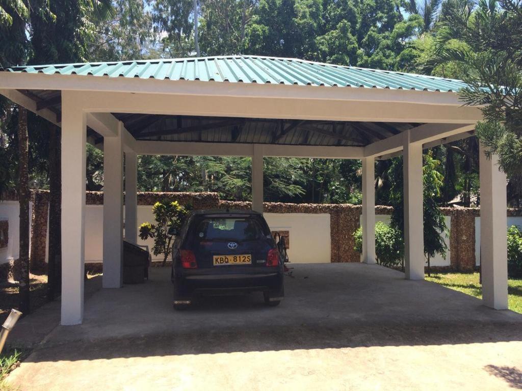 Tichi Villas - Diani Beach Dış mekan fotoğraf