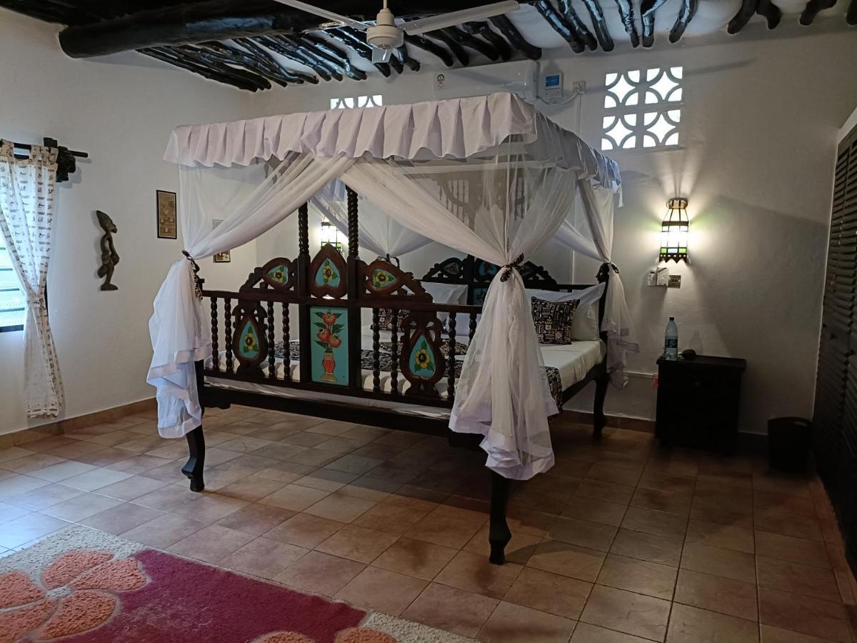 Tichi Villas - Diani Beach Dış mekan fotoğraf