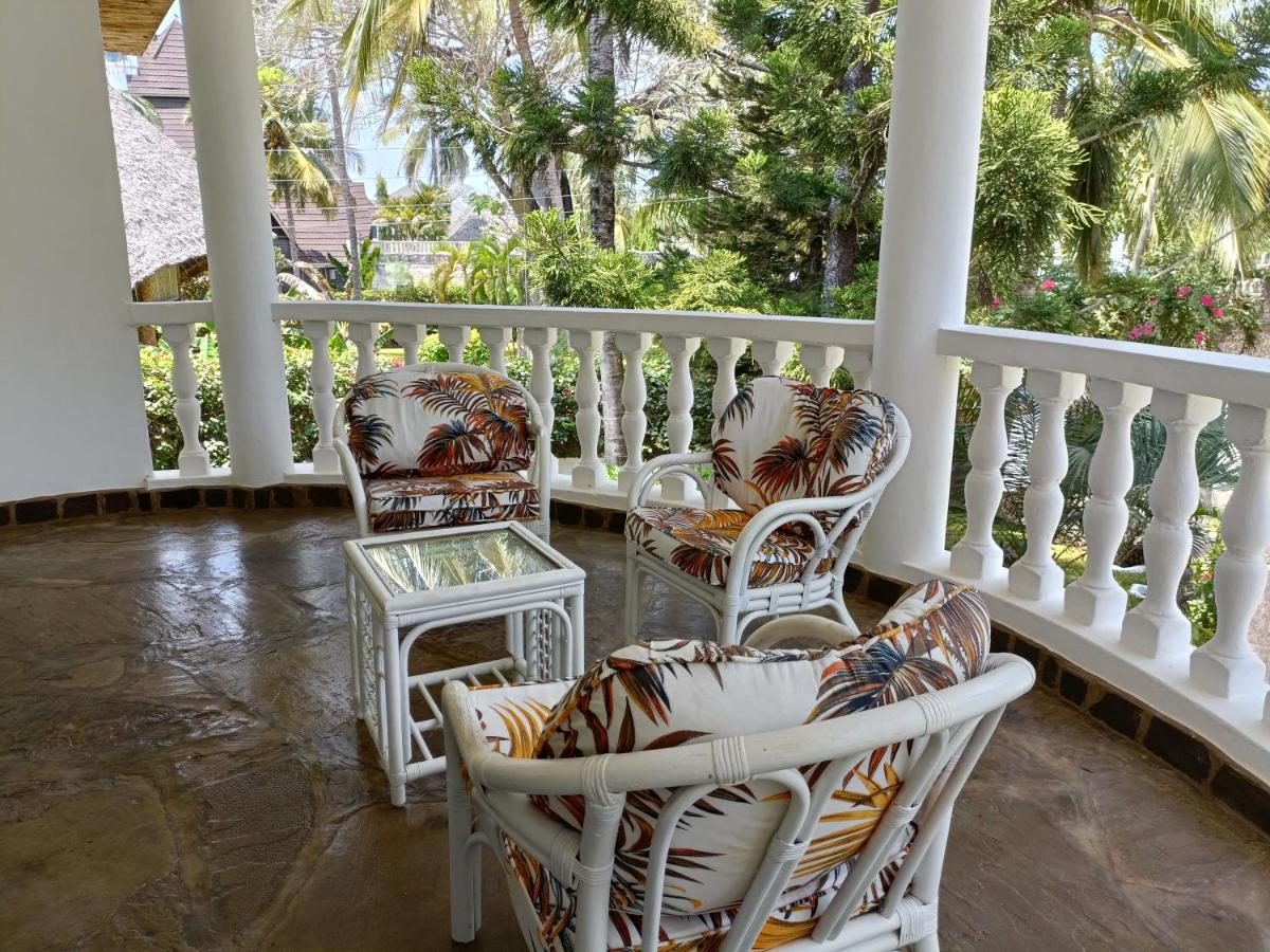 Tichi Villas - Diani Beach Dış mekan fotoğraf